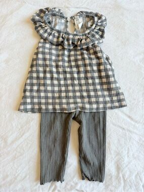 H&M Gray & Cream Gingham Ruffle Neck Baby Top
